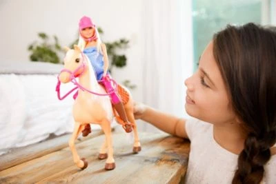 Barbie Pferd Mit Puppe (blond), Anziehpuppe, Modepuppe, Pferde Spielzeug 8 Barbie Pferd Mit Puppe (blond), Anziehpuppe, Modepuppe, Pferde Spielzeug – Bild 6