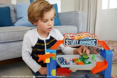 Hot Wheels Stunt-Garage Spielset, Parkhaus Inkl. 1 Spielzeugauto, Parkgarage 7 Hot Wheels Stunt-Garage Spielset, Parkhaus Inkl. 1 Spielzeugauto, Parkgarage – Bild 5