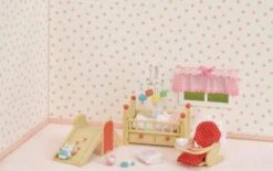 Sylvanian Families Babyzimmer-Set -Otto 15910290 04