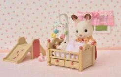 Sylvanian Families Babyzimmer-Set -Otto 15910290 06