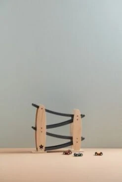 Kids Concept Kugelbahn Aiden Mit 3 Autos Kugelbahnen 6 Kids Concept Kugelbahn Aiden Mit 3 Autos Kugelbahnen -Otto 17242522 02