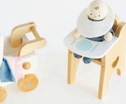 Le Toy Van Babysitter Set + Baby Aus Holz 9 Le Toy Van Babysitter Set + Baby Aus Holz -Otto 24548500 03