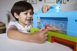 Disney / Pixar Disney Pixar Cars Whale Car Wash 11 Disney / Pixar Disney Pixar Cars Whale Car Wash -Otto 25822361 04