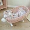TinaForKids Puppenwiege Aus Weiden Mit Bettwäscheset, Puppenbett Altrosa/Weiß 2 TinaForKids Puppenwiege Aus Weiden Mit Bettwäscheset, Puppenbett Altrosa/Weiß -Otto 29721269 01