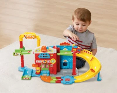 Tut Tut Baby Flitzer - Feuerwehrstation 4 Tut Tut Baby Flitzer - Feuerwehrstation – Bild 2